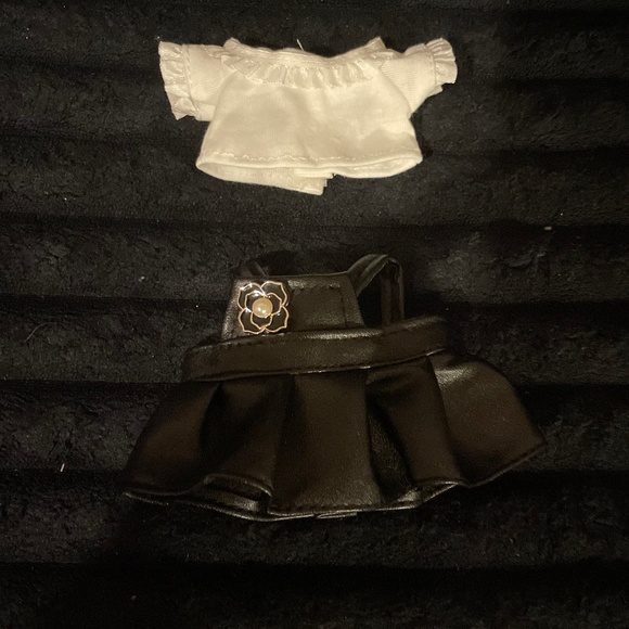 Labubu Outfit - Picture 3 of 4